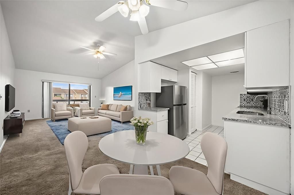 For Sale: $195,000 (2 beds, 2 baths, 1048 Square Feet)