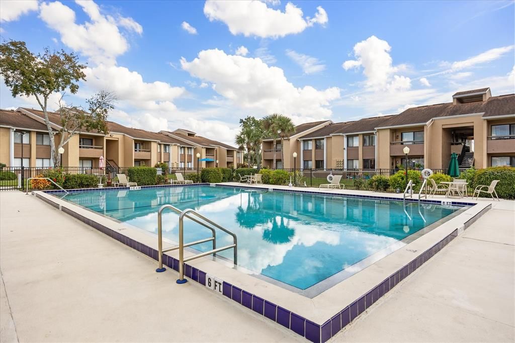 For Sale: $195,000 (2 beds, 2 baths, 1048 Square Feet)