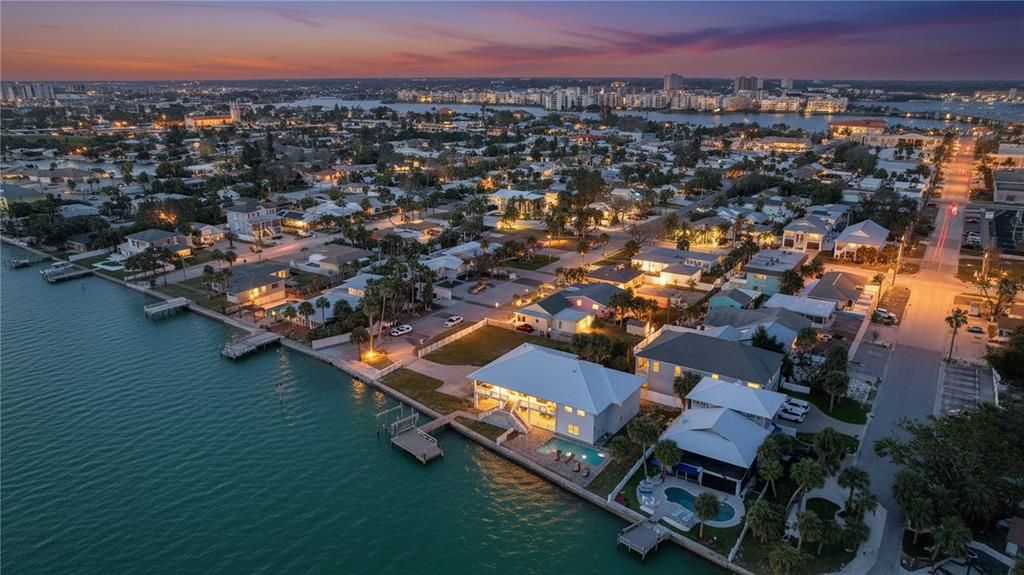 For Sale: $2,790,000 (4 beds, 3 baths, 2592 Square Feet)