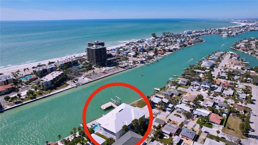 For Sale: $2,790,000 (4 beds, 3 baths, 2592 Square Feet)