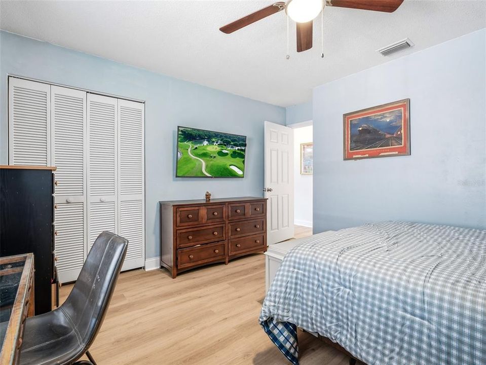 For Sale: $489,900 (3 beds, 2 baths, 2013 Square Feet)