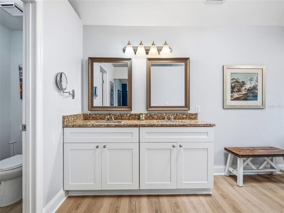 For Sale: $489,900 (3 beds, 2 baths, 2013 Square Feet)