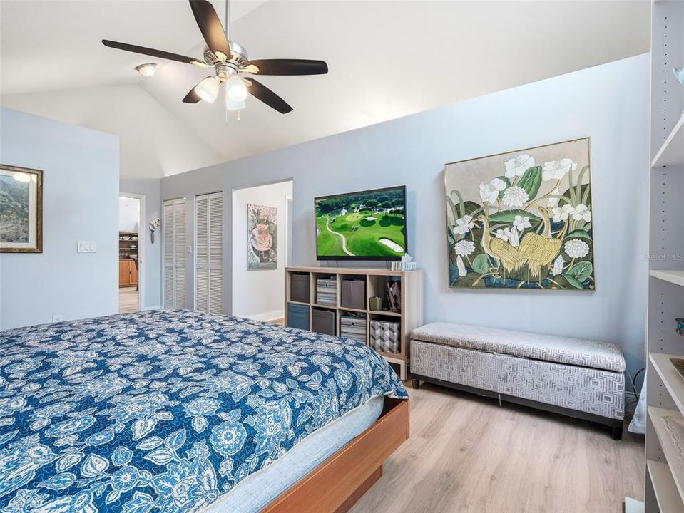 For Sale: $489,900 (3 beds, 2 baths, 2013 Square Feet)