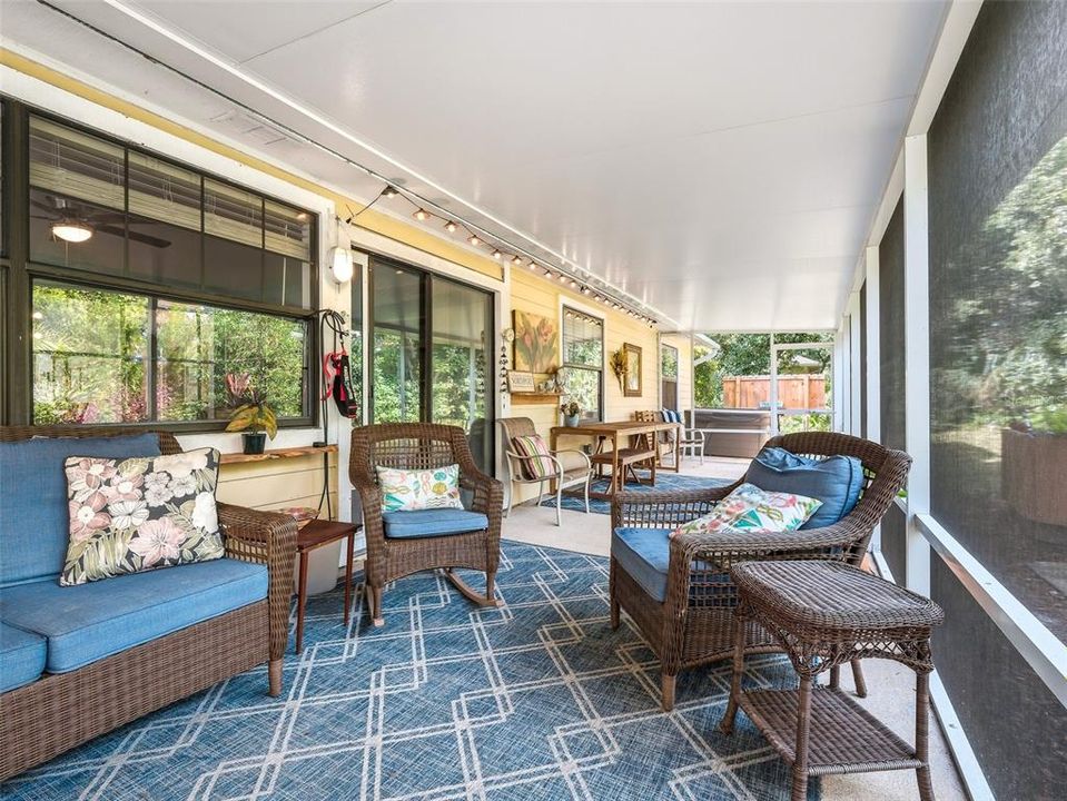 For Sale: $489,900 (3 beds, 2 baths, 2013 Square Feet)