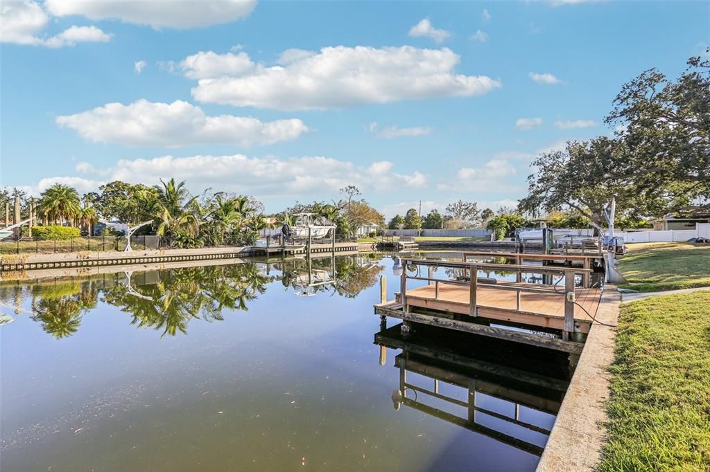 For Sale: $1,229,000 (3 beds, 2 baths, 1883 Square Feet)