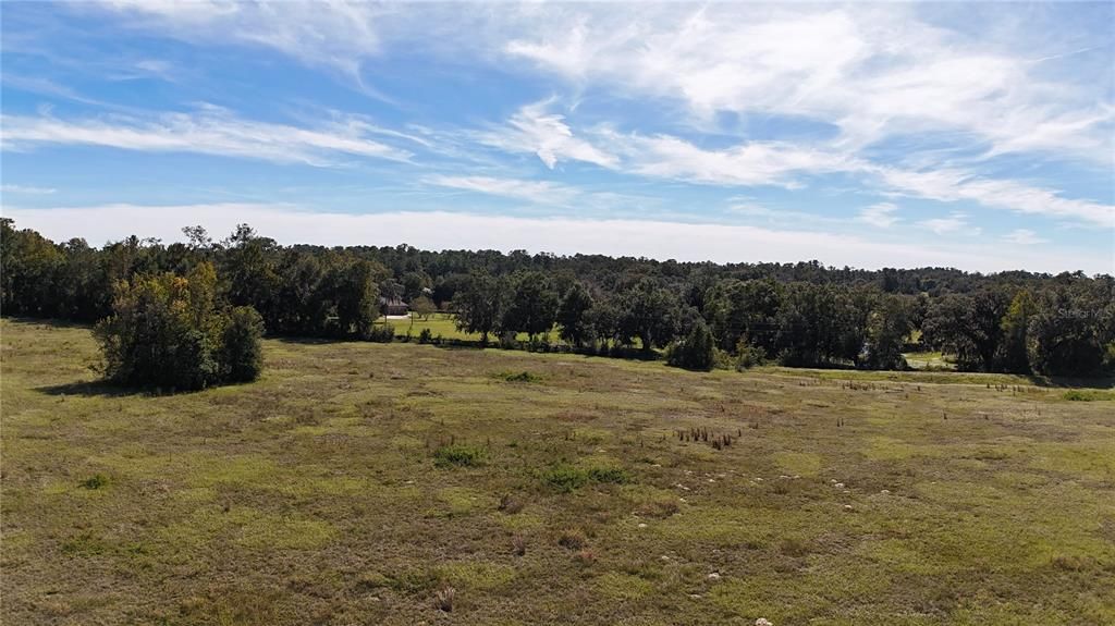 待售: $589,000 (3.50 acres)