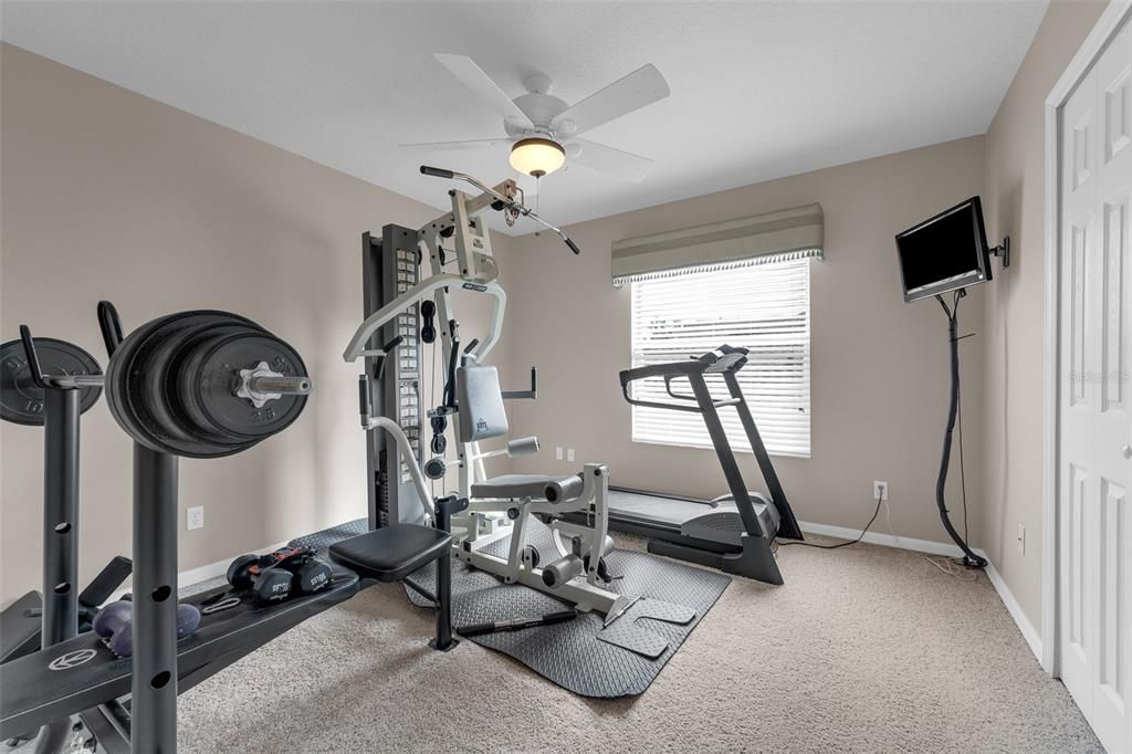 For Sale: $739,000 (5 beds, 3 baths, 3000 Square Feet)