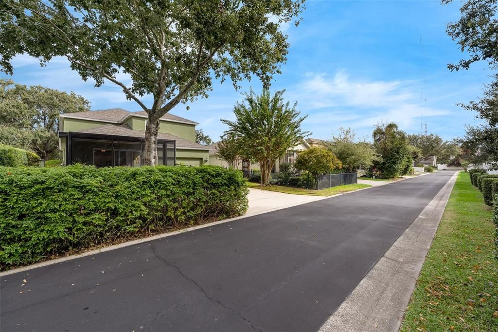 For Sale: $739,000 (5 beds, 3 baths, 3000 Square Feet)