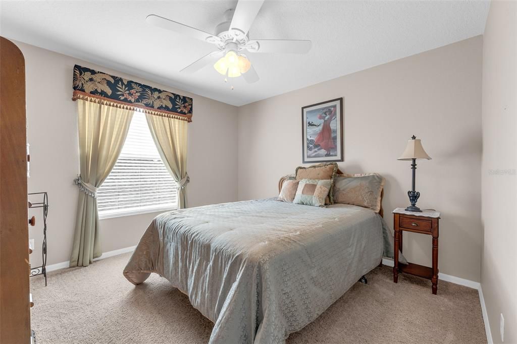 For Sale: $739,000 (5 beds, 3 baths, 3000 Square Feet)