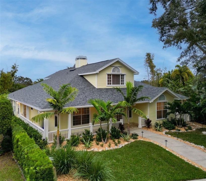 For Sale: $1,099,900 (3 beds, 3 baths, 2648 Square Feet)