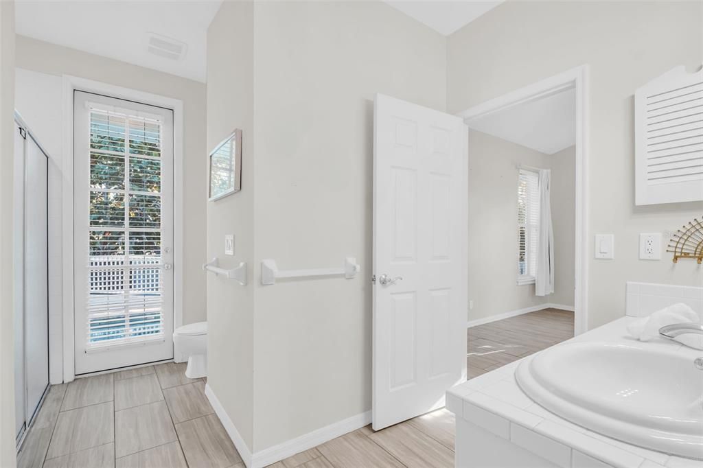 For Sale: $1,099,900 (3 beds, 3 baths, 2648 Square Feet)