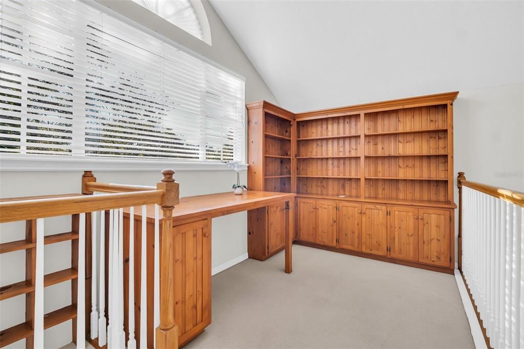 For Sale: $1,099,900 (3 beds, 3 baths, 2648 Square Feet)