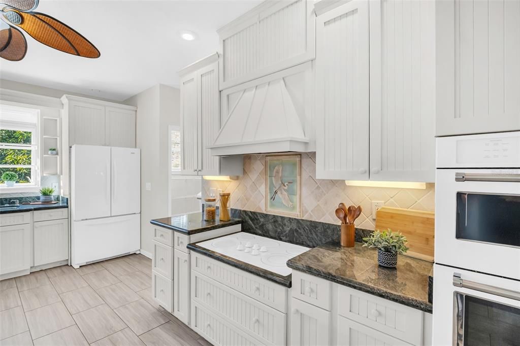 For Sale: $1,099,900 (3 beds, 3 baths, 2648 Square Feet)