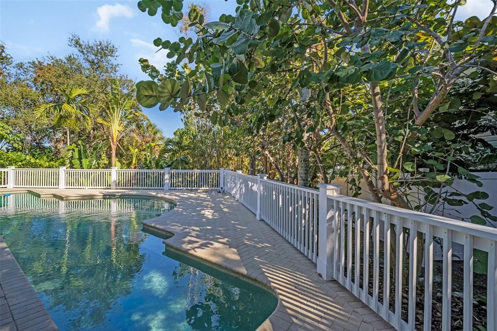 For Sale: $1,099,900 (3 beds, 3 baths, 2648 Square Feet)