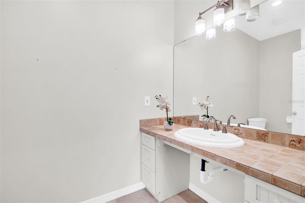 For Sale: $1,099,900 (3 beds, 3 baths, 2648 Square Feet)