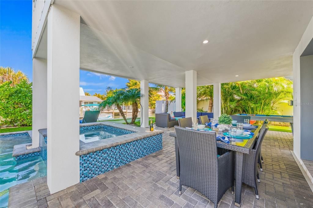 На продажу: $3,175,000 (7 спален, 7 ванн, 2646 Квадратных фут)