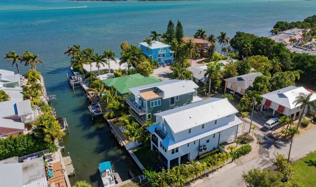 На продажу: $3,175,000 (7 спален, 7 ванн, 2646 Квадратных фут)