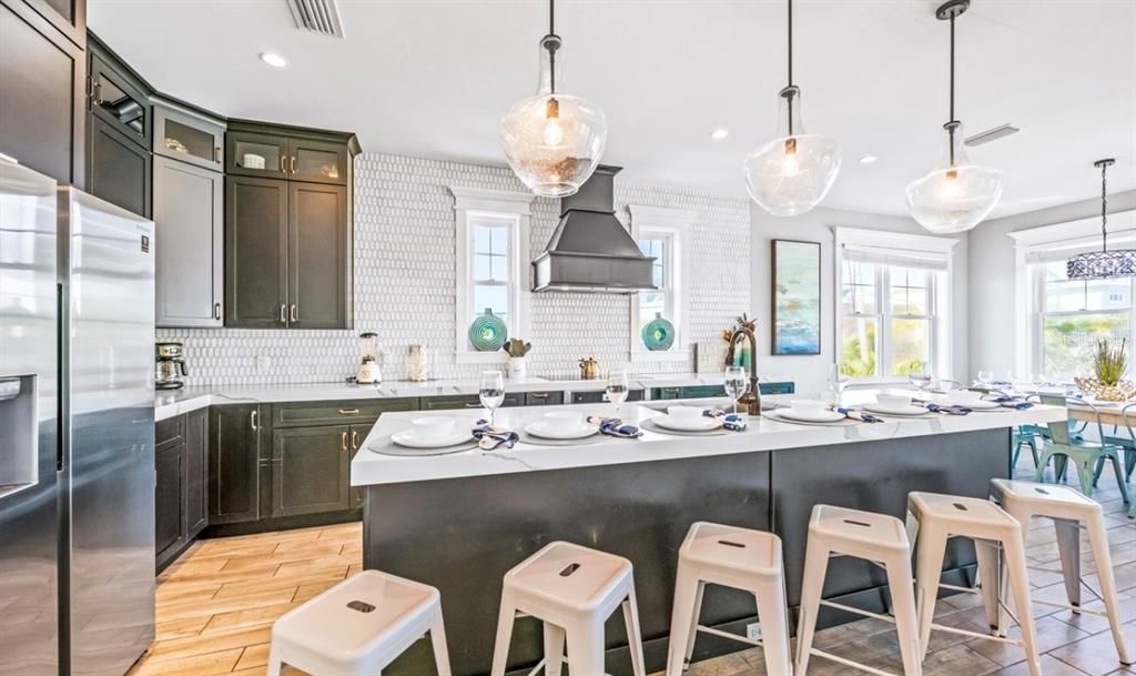 На продажу: $3,175,000 (7 спален, 7 ванн, 2646 Квадратных фут)