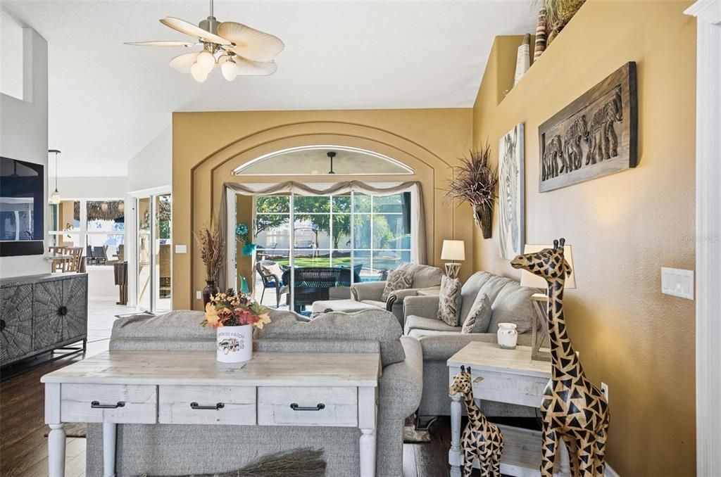 Active With Contract: $450,000 (3 beds, 2 baths, 1851 Square Feet)