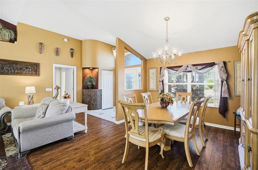 Active With Contract: $450,000 (3 beds, 2 baths, 1851 Square Feet)