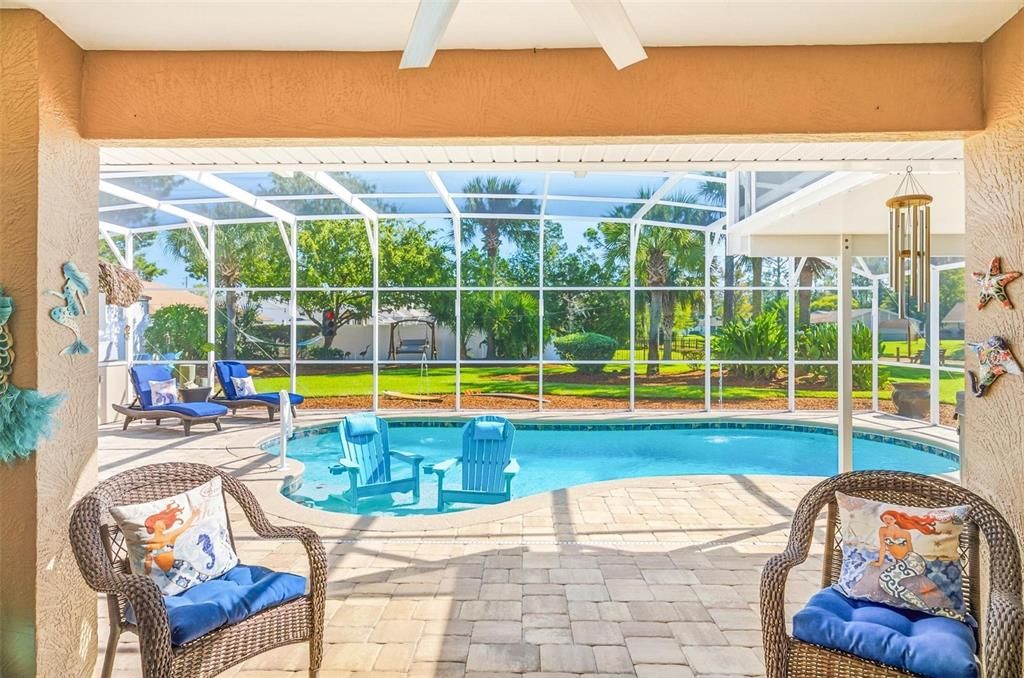 Active With Contract: $450,000 (3 beds, 2 baths, 1851 Square Feet)