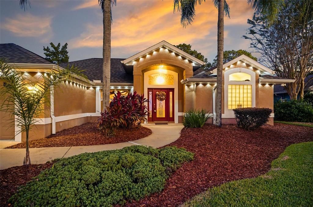 Active With Contract: $450,000 (3 beds, 2 baths, 1851 Square Feet)