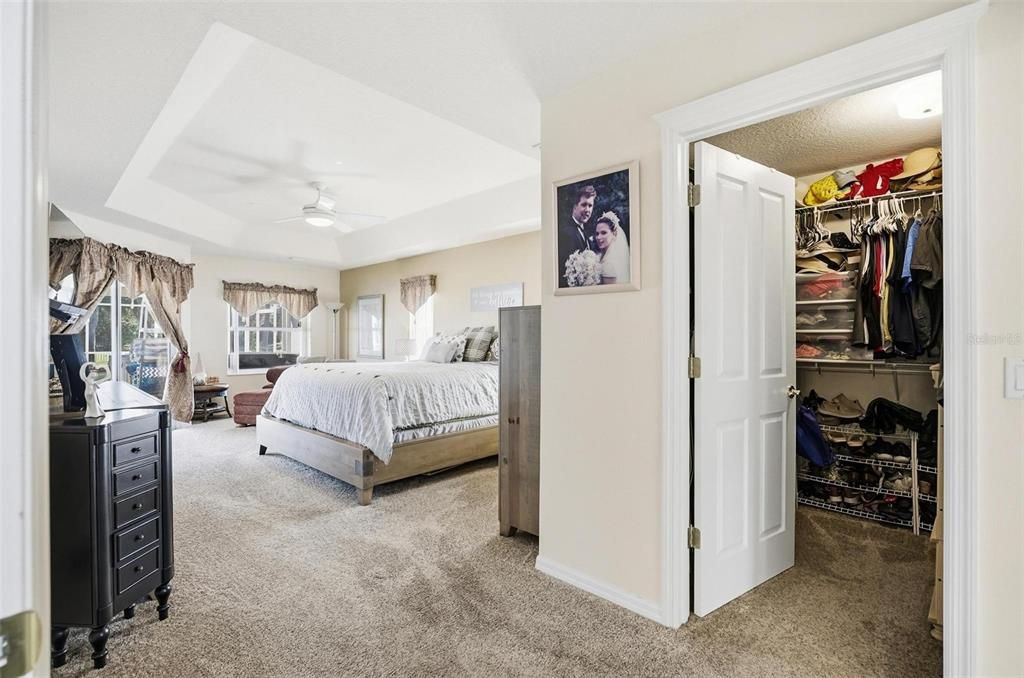 Active With Contract: $450,000 (3 beds, 2 baths, 1851 Square Feet)