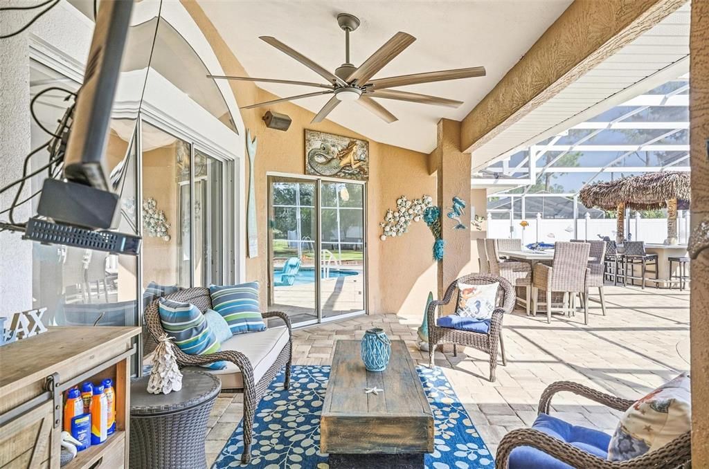 Active With Contract: $450,000 (3 beds, 2 baths, 1851 Square Feet)