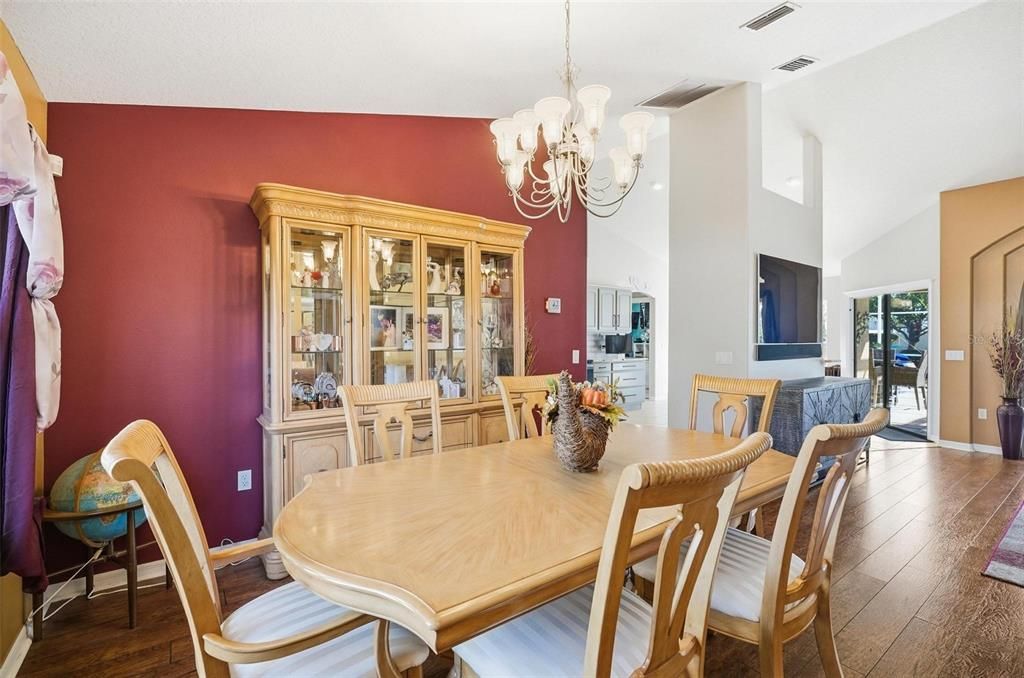 Active With Contract: $450,000 (3 beds, 2 baths, 1851 Square Feet)