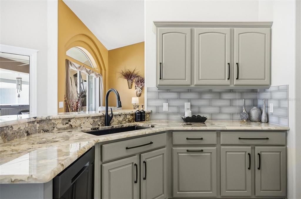 Active With Contract: $450,000 (3 beds, 2 baths, 1851 Square Feet)