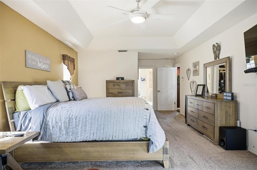 Active With Contract: $450,000 (3 beds, 2 baths, 1851 Square Feet)