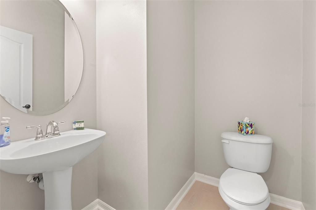 Под контрактом: $350,000 (3 спален, 2 ванн, 1440 Квадратных фут)