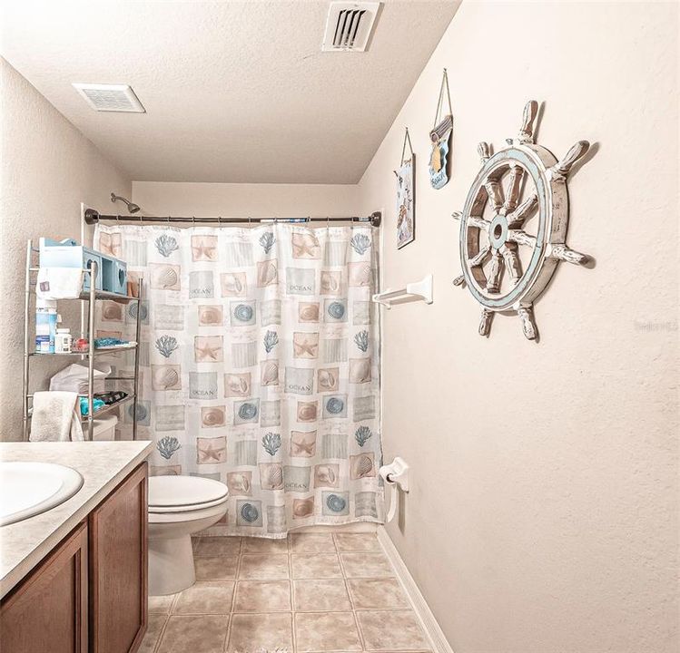 For Sale: $295,000 (3 beds, 2 baths, 1468 Square Feet)