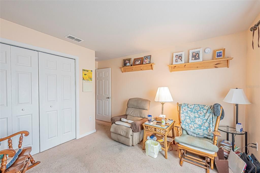 For Sale: $295,000 (3 beds, 2 baths, 1468 Square Feet)