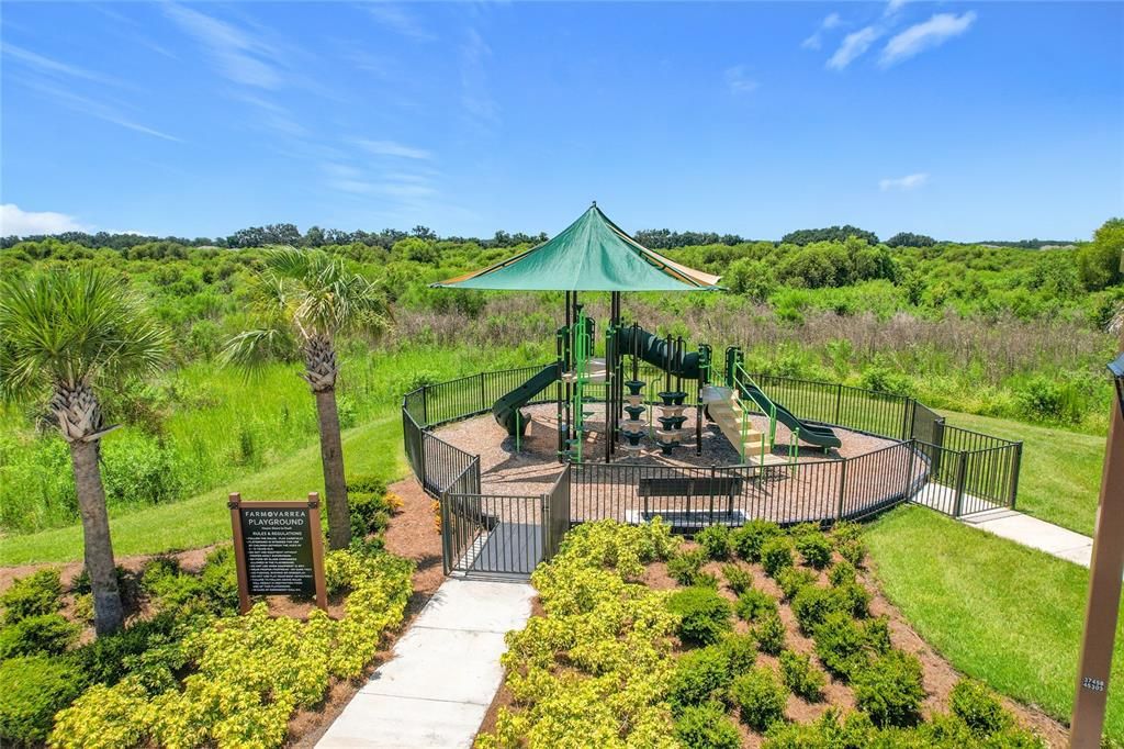 出租: $2,500 (4 贝兹, 2 浴室, 2035 平方英尺)