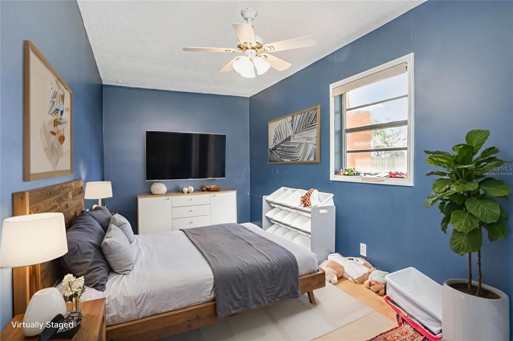 For Sale: $320,000 (3 beds, 2 baths, 2086 Square Feet)