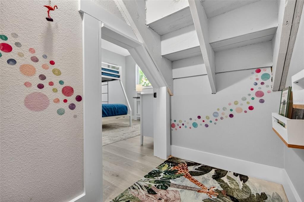 На продажу: $489,900 (3 спален, 2 ванн, 1425 Квадратных фут)