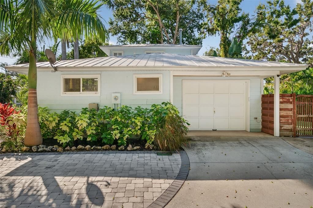 На продажу: $489,900 (3 спален, 2 ванн, 1425 Квадратных фут)