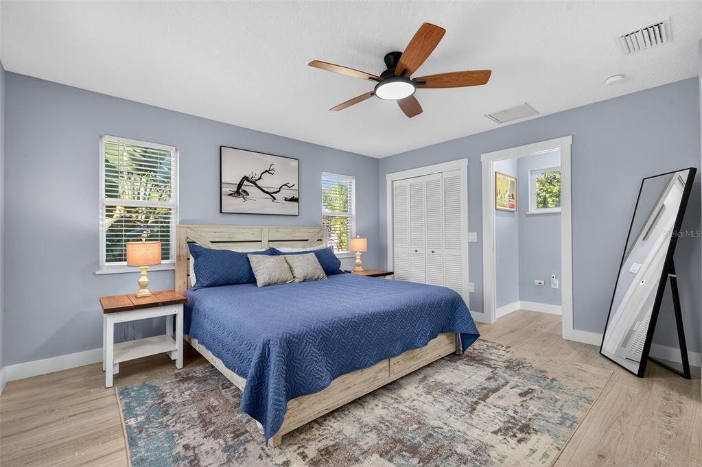 На продажу: $489,900 (3 спален, 2 ванн, 1425 Квадратных фут)