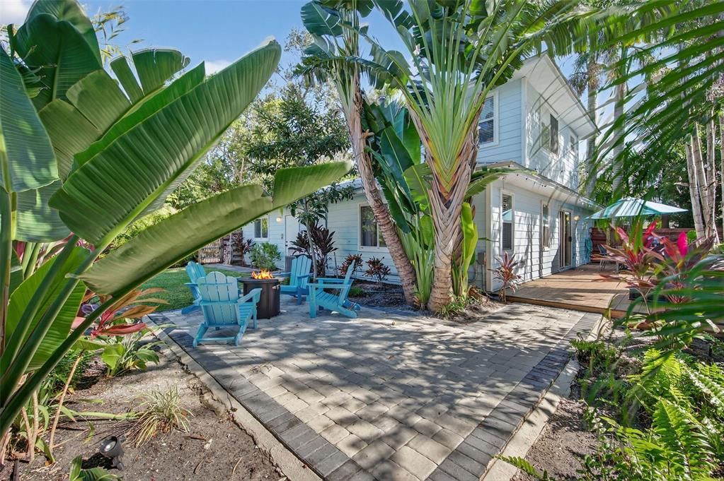 На продажу: $489,900 (3 спален, 2 ванн, 1425 Квадратных фут)