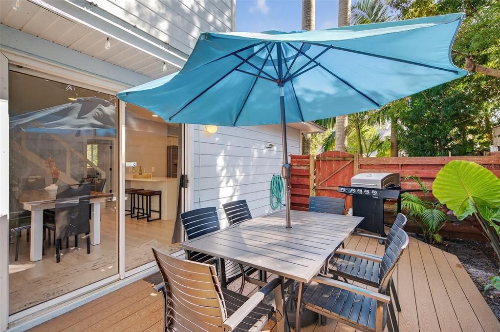 На продажу: $489,900 (3 спален, 2 ванн, 1425 Квадратных фут)