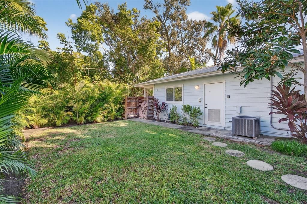 На продажу: $489,900 (3 спален, 2 ванн, 1425 Квадратных фут)