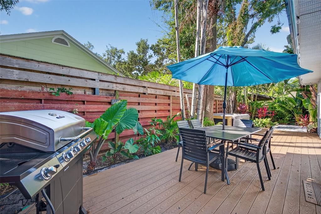 На продажу: $489,900 (3 спален, 2 ванн, 1425 Квадратных фут)