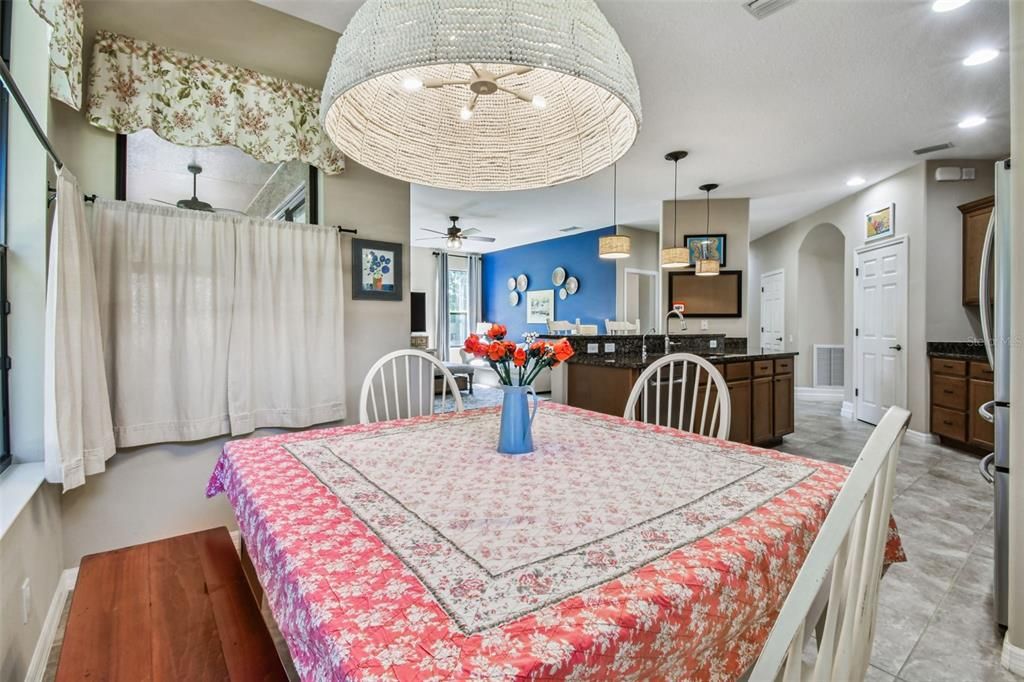 待售: $850,000 (5 贝兹, 3 浴室, 3509 平方英尺)