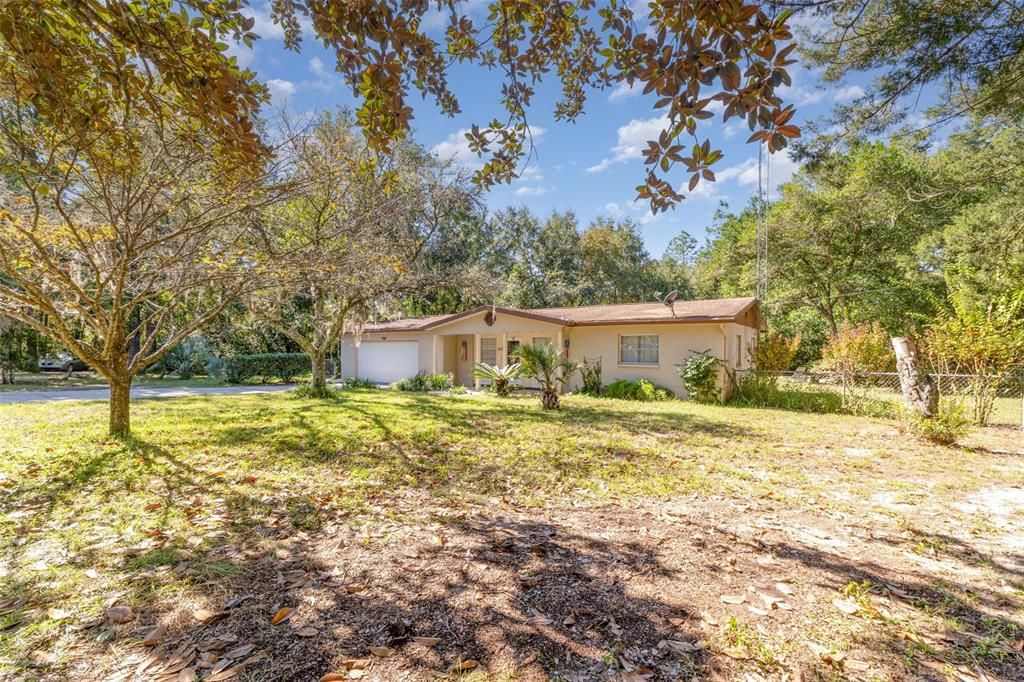 Под контрактом: $175,000 (2 спален, 2 ванн, 939 Квадратных фут)