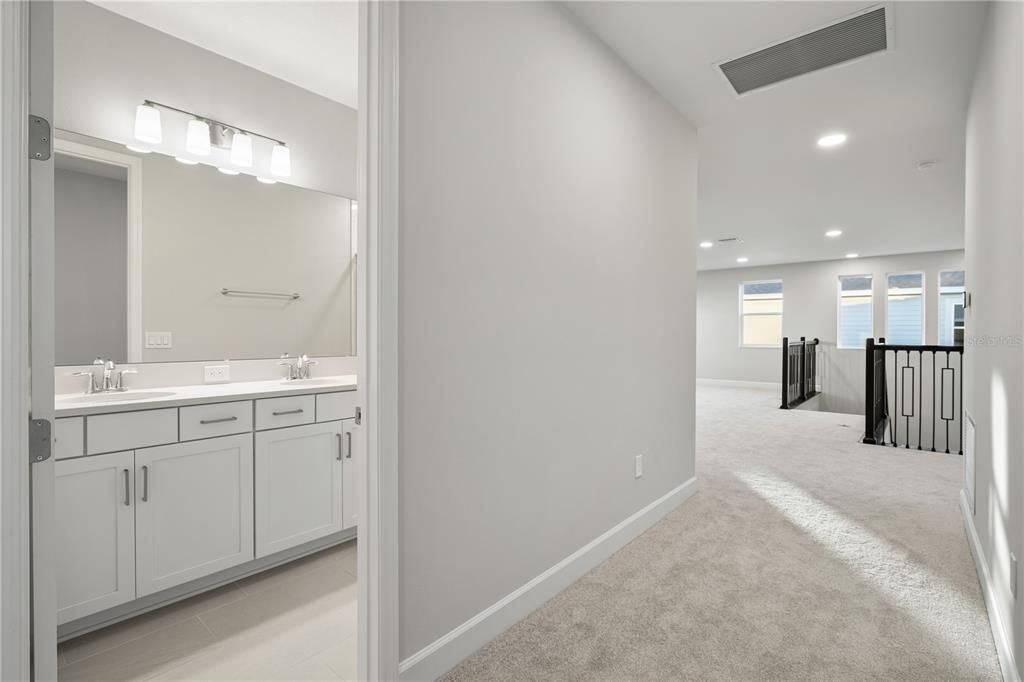 待售: $1,475,000 (6 贝兹, 4 浴室, 4676 平方英尺)