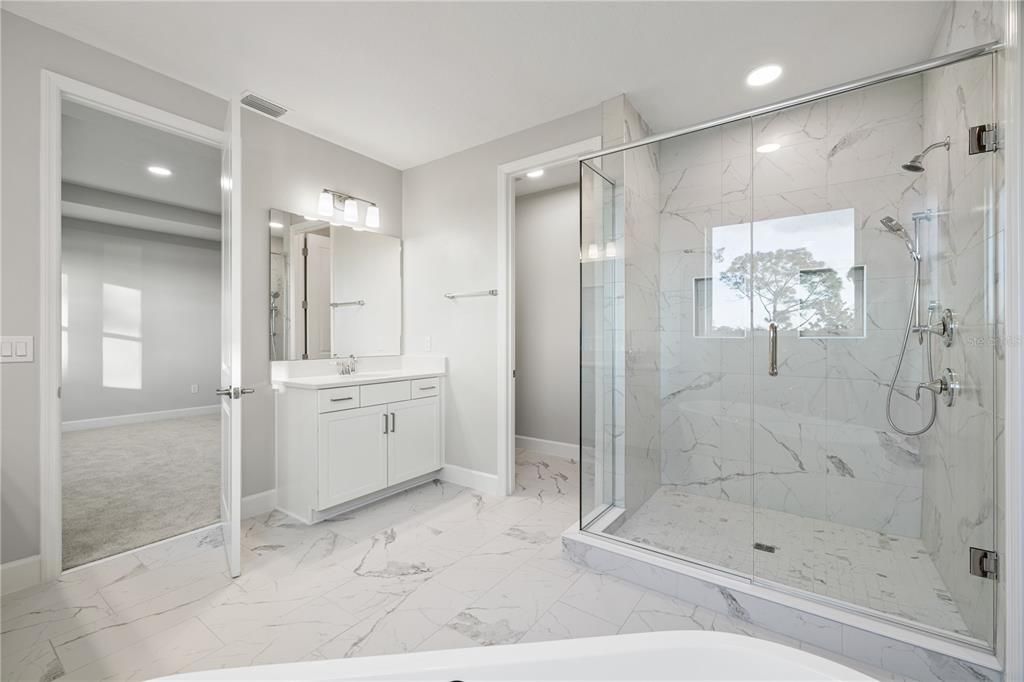 待售: $1,475,000 (6 贝兹, 4 浴室, 4676 平方英尺)