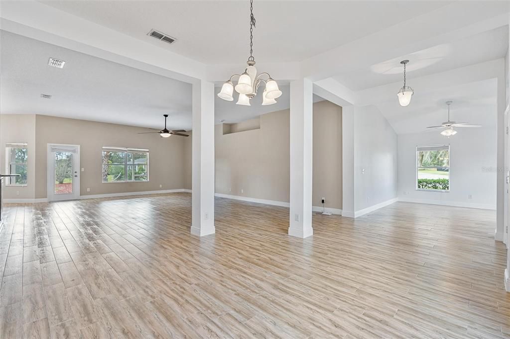 Active With Contract: $499,999 (4 beds, 3 baths, 2545 Square Feet)