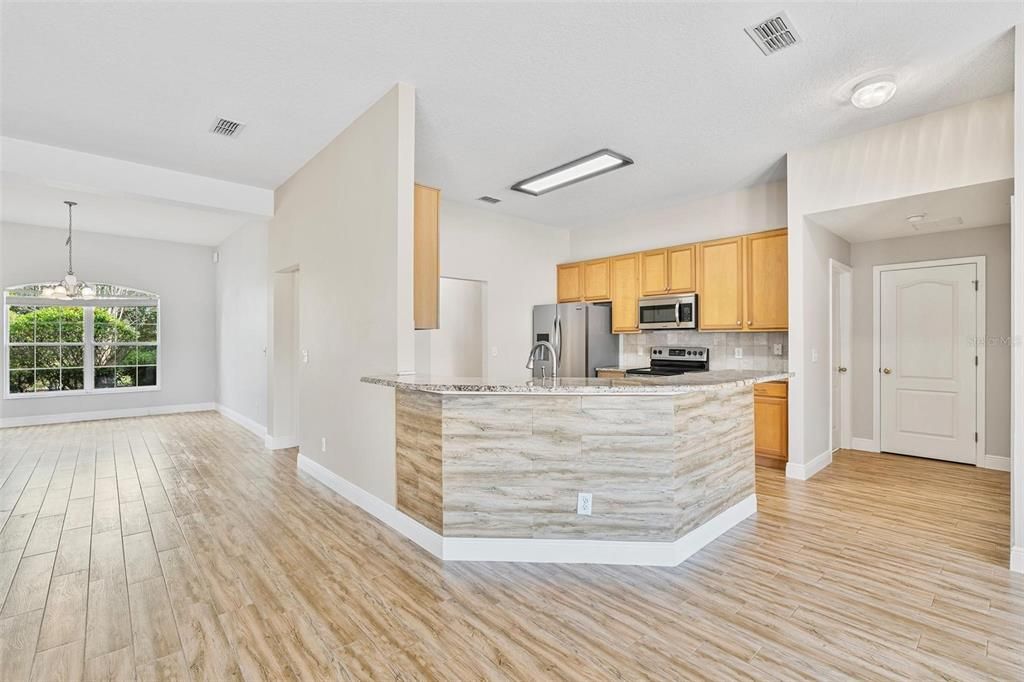 Active With Contract: $499,999 (4 beds, 3 baths, 2545 Square Feet)