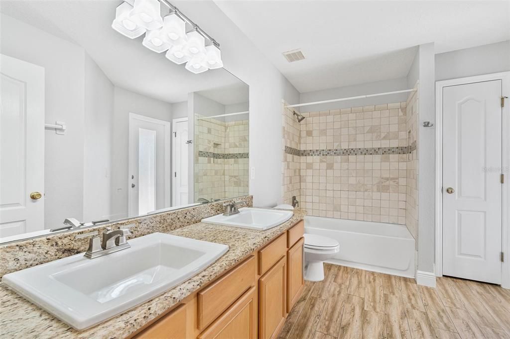 Active With Contract: $499,999 (4 beds, 3 baths, 2545 Square Feet)